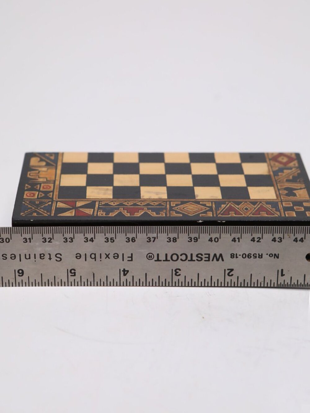Vintage Peruvian Inca  Spanish Conquistador Wooden Mini Chess Set Game Case - Picture 8 of 9